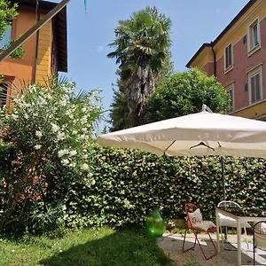  Casa vacanze Minimal Chic House - Oasis Near The Center With Private Parking & Pet-friendly